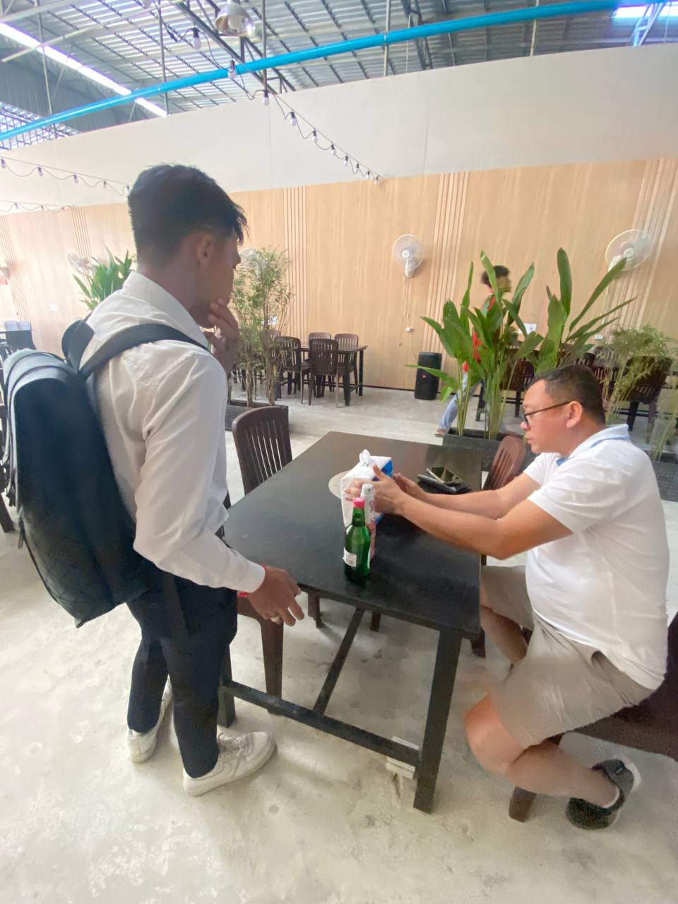 HoReCa sector transformation with Da Houg Heng FMCG goods - Image 15